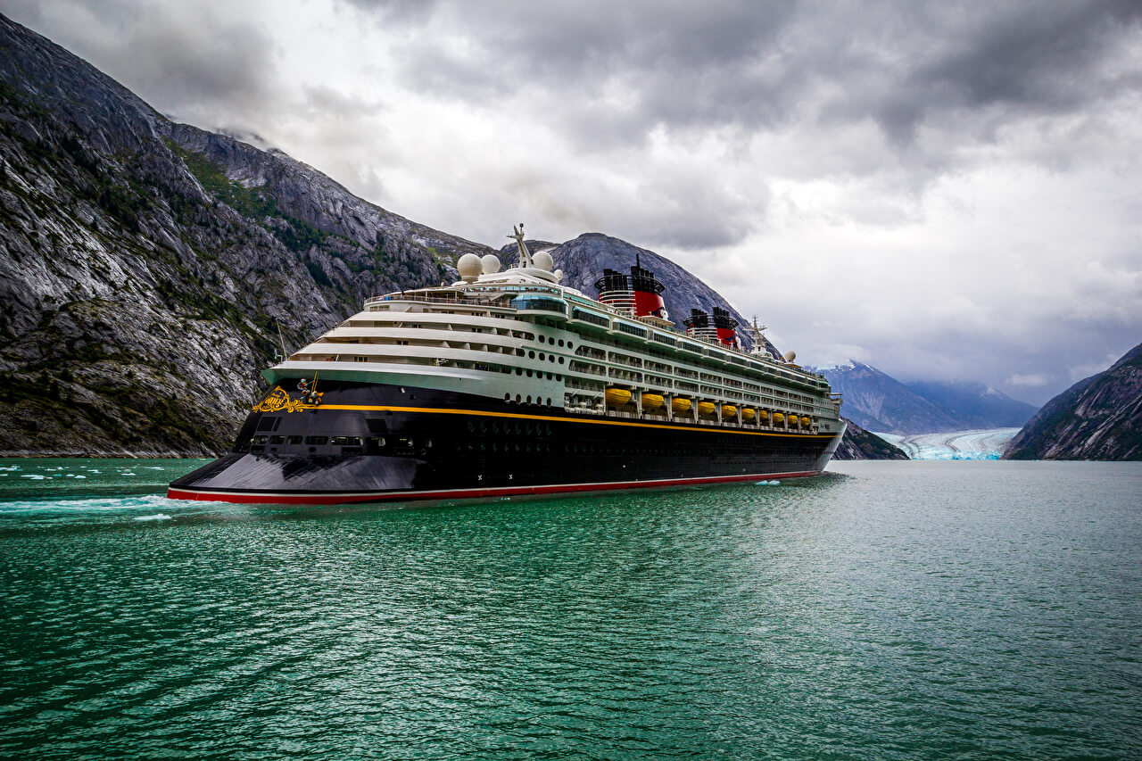 Crucero de Naturaleza y Aventura